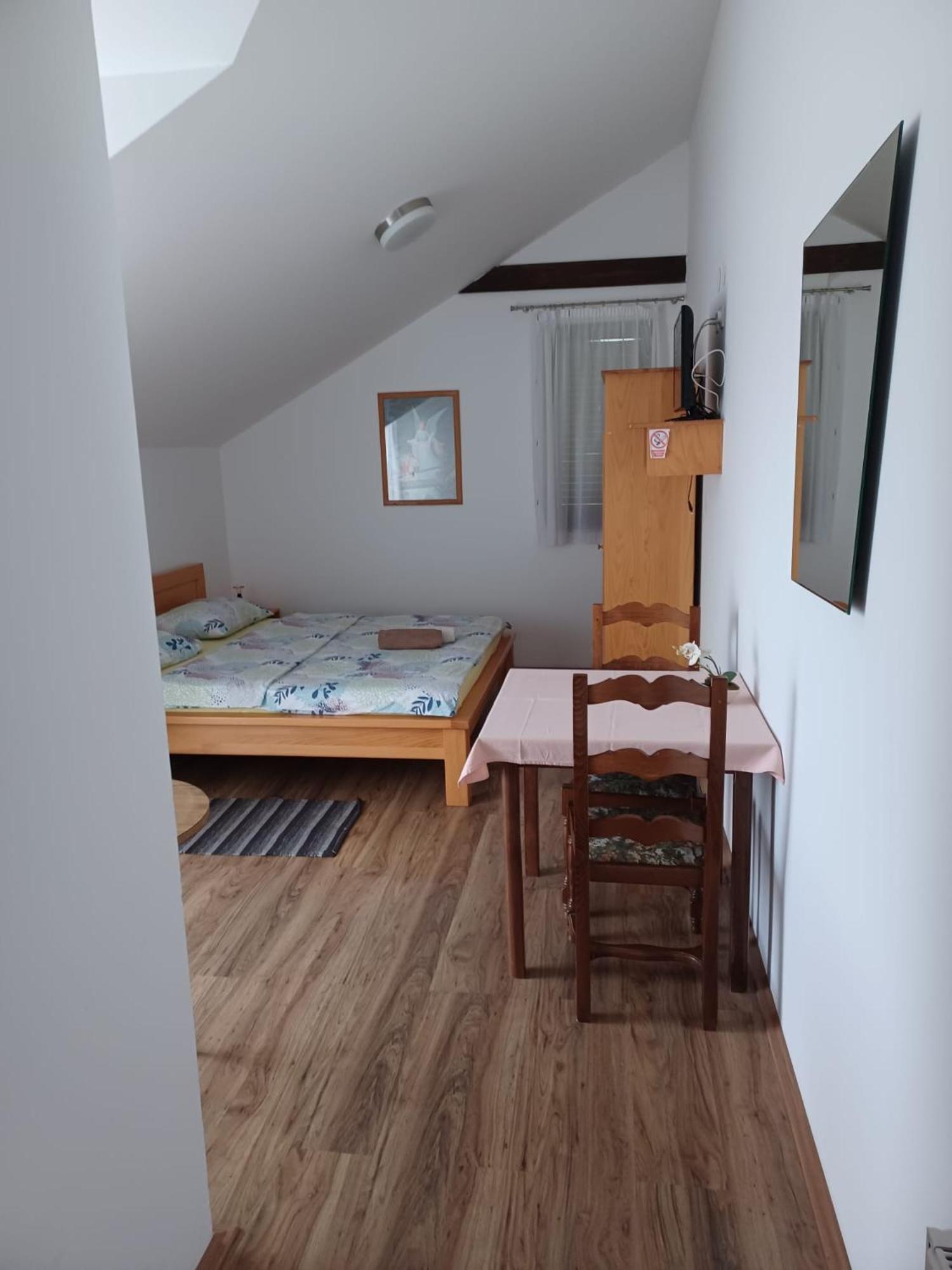 Bed & Breakfast Helena Grabovac  Ngoại thất bức ảnh